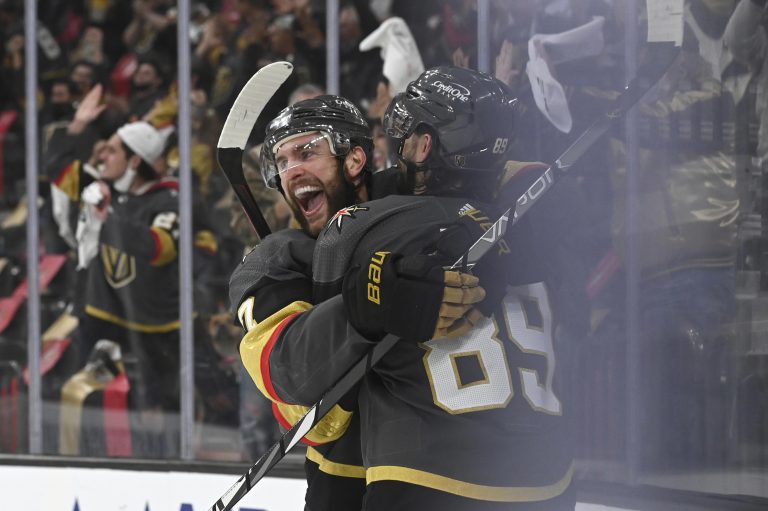 NHL play-offs: Penguins en Knights langszij, Lightning neemt afstand