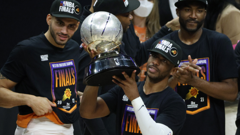 Suns na 28 jaar weer naar NBA Finals, Bucks hebben nog één zege nodig