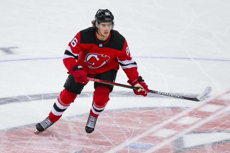 NHL Play-Offs: Panthers en Kraken blijven stunten, Devils slaan terug