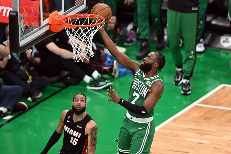 Celtics dwingen game 6 af met overtuigende zege