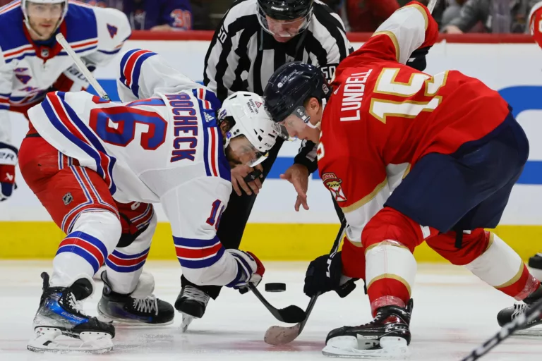 NHL Play-Offs: OT-winner Sam Reinhart trekt de stand in de ECF weer in evenwicht