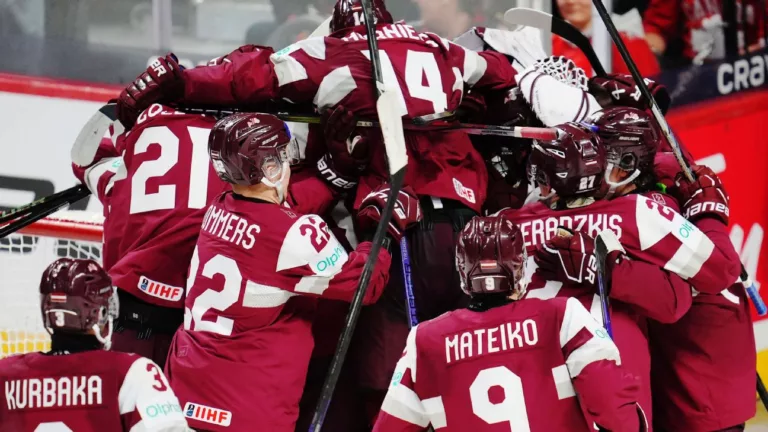 WJC ‘25 recap Day 5: Letland schrijft historie, Slowaken tot het gaatje tegen Kazachstan