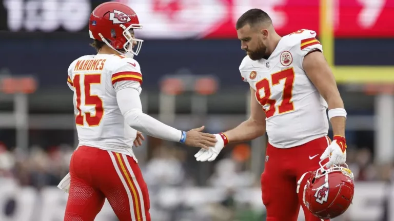 Patrick Mahomes en Travis Kelce en de Chiefs willen hun derde Super Bowl op een rij winnen