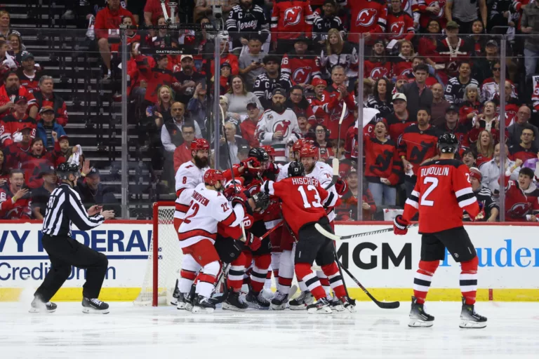 NHL Play-Offs: Achtbaan in Edmonton, marathon in New Jersey en extase in Montreal