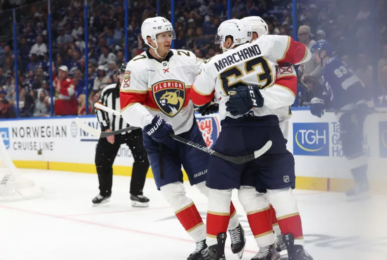 NHL Play-Offs: Cats zetten tanden in Bolts, Caps door en Jets weer op voorsprong
