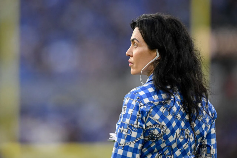 Carlie Irsay-Gordon kijkt toe hoe haar Colts winnen en stijgen in onze NFL Power Rankings