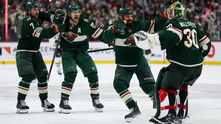 NHL Play-Offs 2026: Hughes leidt Wild voorbij Stars, Ducks vliegen weg van Oilers