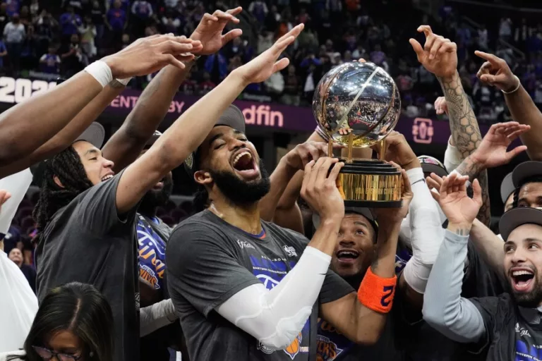 Sue Ogrocki / AP